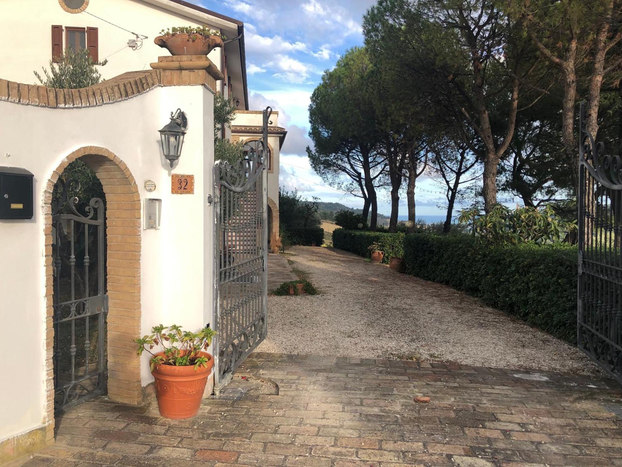 Casa Vacanze Cristina - Holiday House Appartement Ripatransone Buitenkant foto